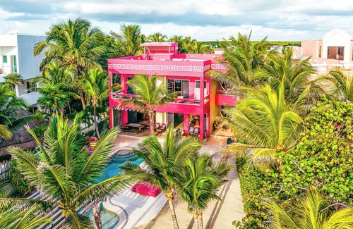 Akumal Villa | Alma Rosa: Jade Bay's jewel, elegant beachfront villa with a heated pool!