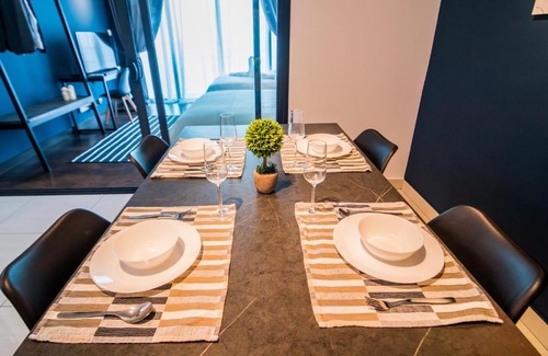 Nusajaya Hotel | Almas Suites By SubHome