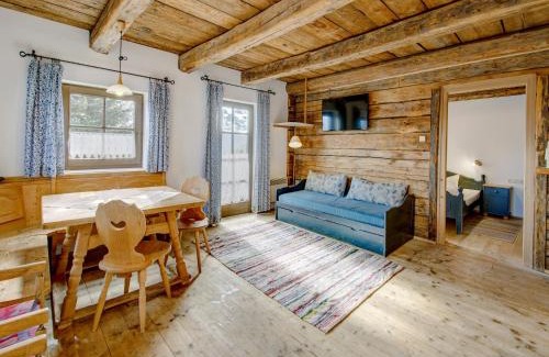 Zettersfeld Ski Resort Apartment | Almdorf Hochlienz, Apartment Alm 30