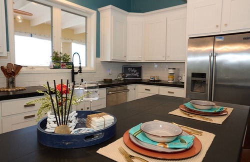 Sion Farm Villa | Almost Heaven: Elegant 5 Bed Villa