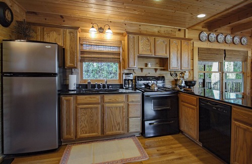 Bryson City Cabin | Almost Heaven log cabin mountain escape
