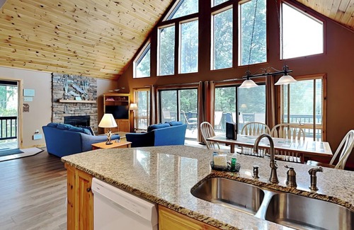 McHenry Cottage | Almost Paradise