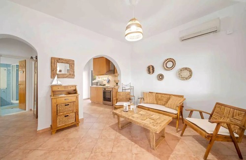 Myrtos House | Almyriki Beach House