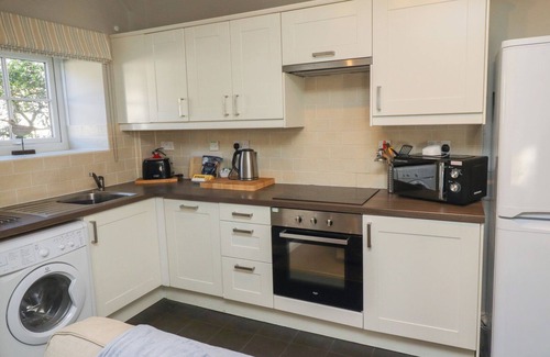 Alnmouth Cottage | ALN COTTAGE (ALNMOUTH), character holiday cottage in Alnmouth