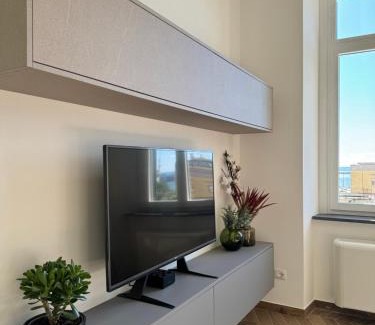 Historical Downtown Salerno Apartment | Alocasia luxury stay