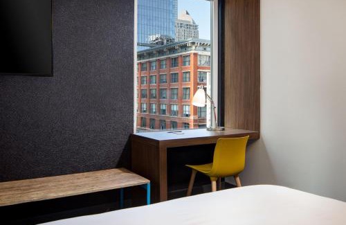 Downtown Denver Hotel | Aloft Denver Downtown