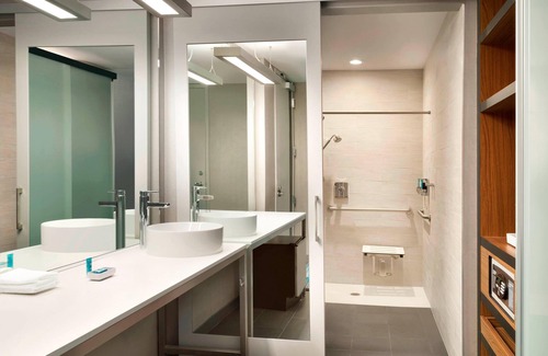 Beaverton Hotel | Aloft Hillsboro-Beaverton
