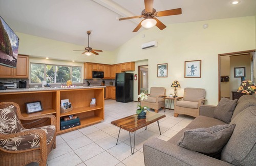 Kihei House | Aloha Aku Ohana2 Suite – Relaxing Garden Views Await