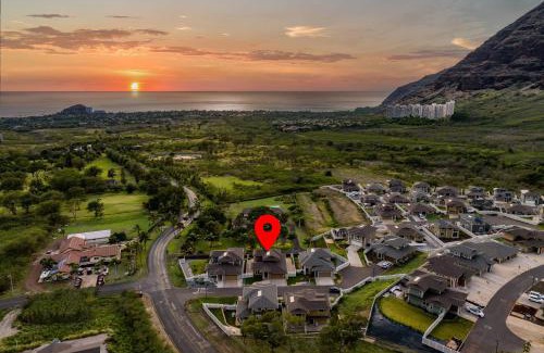 Makaha Valley House | Aloha Breeze by AvantStay Ocean View Near Beach