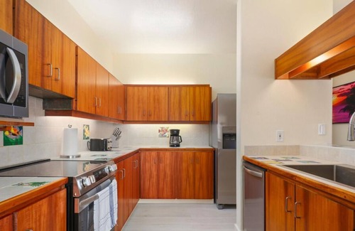 Kahaluu-Keauhou Condo | Aloha Condos, Kanaloa at Kona, Condo 1701, Oceanfront, AC, Renovated