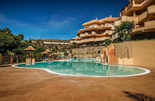 Marbella Apartment | Aloha Hill Club Exclusive Apartment with Premier Resort Amenities
