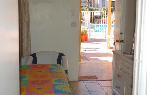 Tahquitz River Estates Hotel | Aloha Hotel Palm Springs