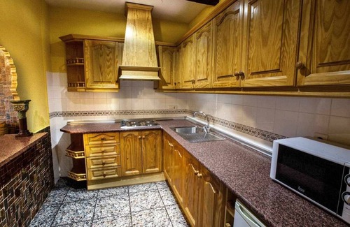 Mecina Bombaron Apartment | Aloj. Rural El Castillo 4 people Spa and pool