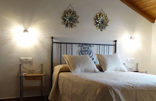Alcala de los Gazules Cottage | Alojamiento Rural El Lario for 6 people