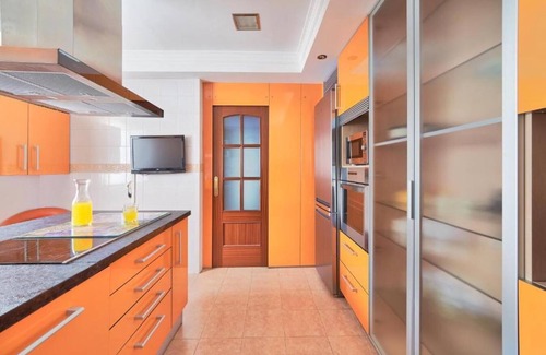 San Felipe Neri Apartment | Alojamiento Económico Para 6 Personas en el Centro de Málaga con Cochera