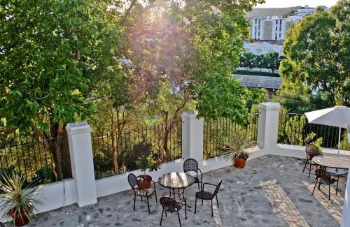 Alcala de los Gazules Apartment | Alojamiento Rural El Lario