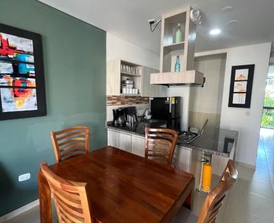 La Tebaida Apartment | Alojamiento Familiar para 40 - Con 4 Piscinas - 3 Jacuzzi - Sauna - By Molca Travel