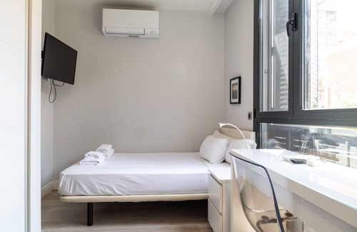 Guindalera Bed & Breakfast | Alojamiento ideal para Viajeros en Madrid