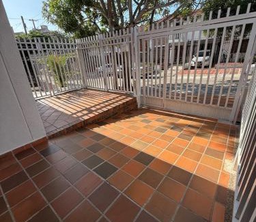 Alto Prado House | Alojamiento tranquilo