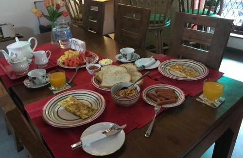 Wayikkal Hotel | Aloy's Residence
