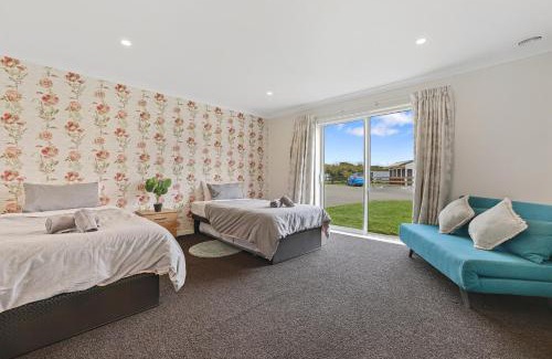 Rolleston House | Alpaca Serenity Farmhouse