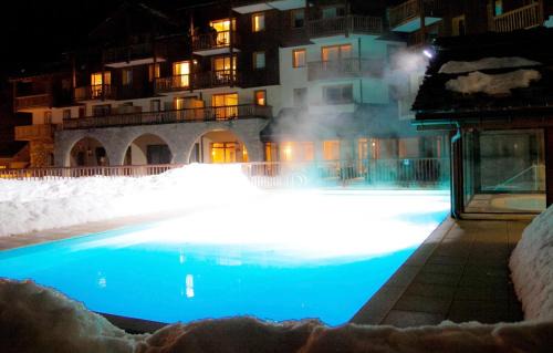 Val Cenis Apartment | "Alpages de Val Cenis"-Skis aux pieds-Spa-Wifi-Garage-Calme!