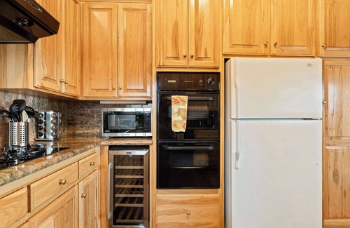 Lake Arrowhead House | Alpen Adventures Stunning Sunset Views