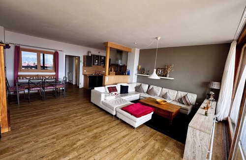 Oberstdorf Apartment | Alpenjuwel Oberstdorf – Mountain Views, Balcony & Sauna, Lift Pass, Dog Friendly