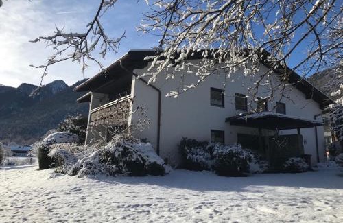 Ettenhausen Apartment | AlpenKastl