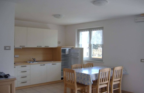 Cavalese Apartment | Alpine Comfort Stay, Cavalese