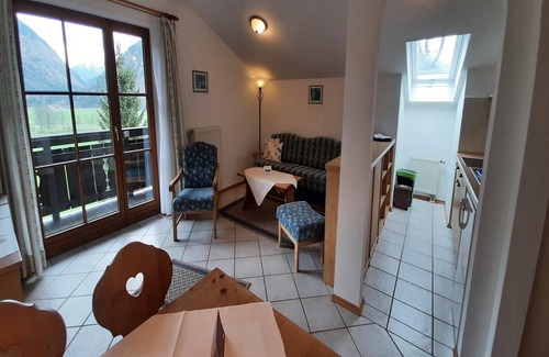 Bayrischzell Apartment | Alpine Comfort with Perks