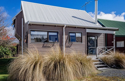 National Park Village House | Alpine Delight - National Park Holiday Home
