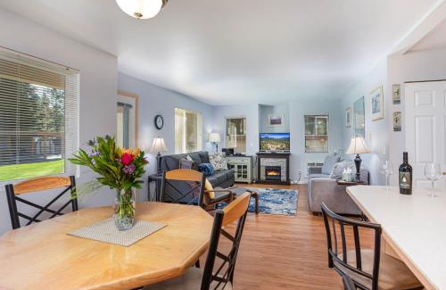 Downtown Leavenworth Apartment | Alpine Escape