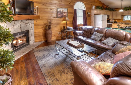 Sautee Nacoochee Cabin | Alpine Escape | 2BR Cabin with Screened in Porch, Outdoor Fireplace and Hot Tub