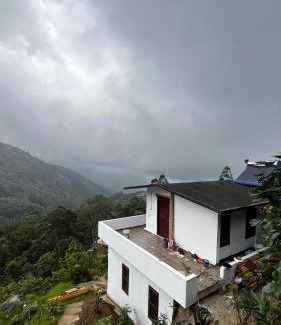 Kanthalloor House | Alpine Fruits Dale Kanthalloor