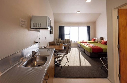 Franz Josef Glacier Hotel | Alpine Glacier Motel