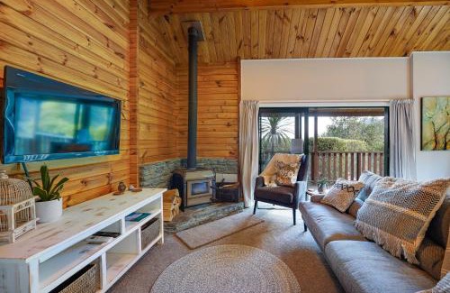 Closeburn House | Alpine Hideaway - 2 bedroom