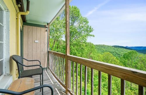 Marion Hotel | Alpine Inn