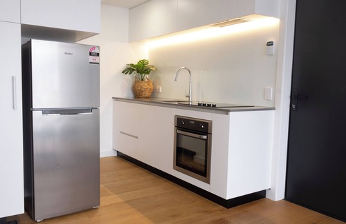 Albert Town Apartment | Alpine Junction Townhouse Apartments