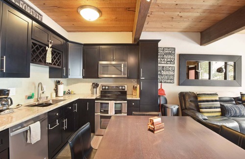 Tahoe City House | Alpine Manor Retreat | Mountain Relaxation