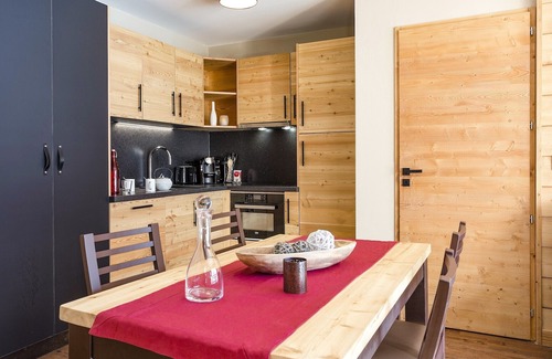Tignes Apartment | Alpine Stay w/Spa + Views