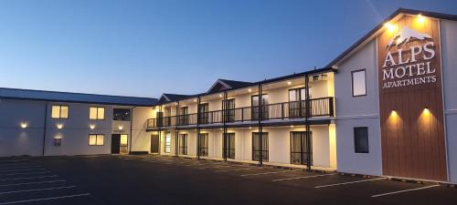 Twizel Hotel | Alps Motel & Apartments