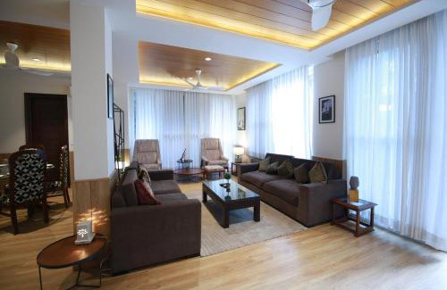 Kasauli Villa | Alpviram Villa, 4 Bhk En-suite villa with elevator