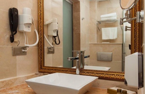 Kucukcekmece Hotel | Alrazi Hotel