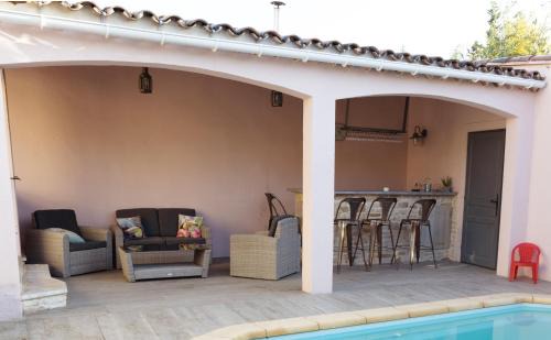 Piolenc House | Altahir