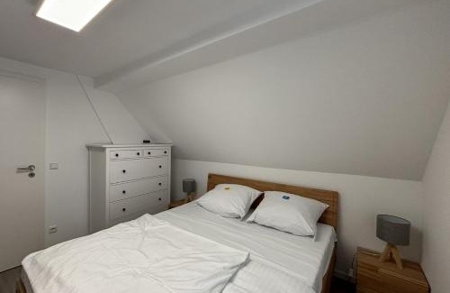 Klosterreichenbach Apartment | Alte Apotheke - Moderne Wohnung mit Dachgeschoss
