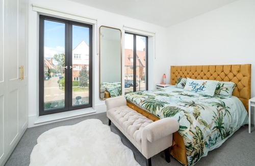 Whittington House | ALTIDO 3-bed house w/garden and parking