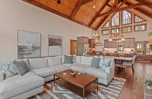 Elk Park House | Altitude Adjustment at Eagles Nest - Luxury