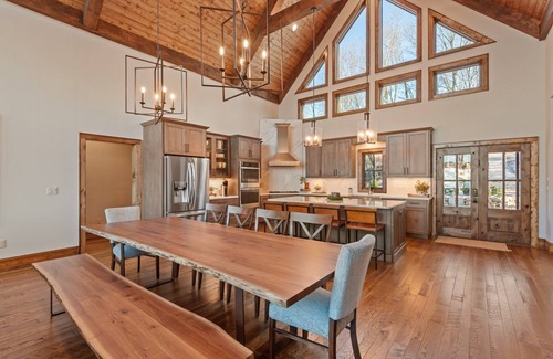 Elk Park House | Altitude Adjustment at Eagles Nest - Luxury