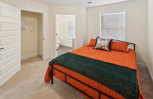 Clarksville Apartment | Alto Q7 I Modern New Construction 2bd Apartment